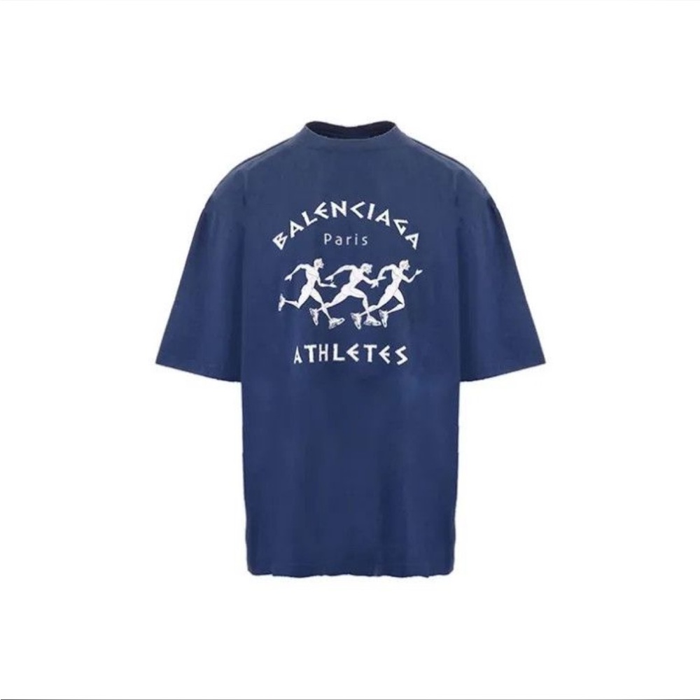 Balengiaca athletics oversized t denma’s first collection